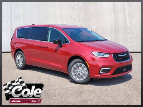 2024 Chrysler Pacifica for sale at COLE Automotive in Kalamazoo MI