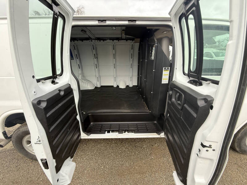 2021 Chevrolet Express 2500
