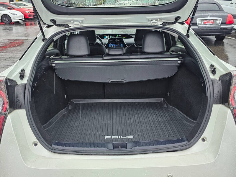 2017 Toyota Prius Four