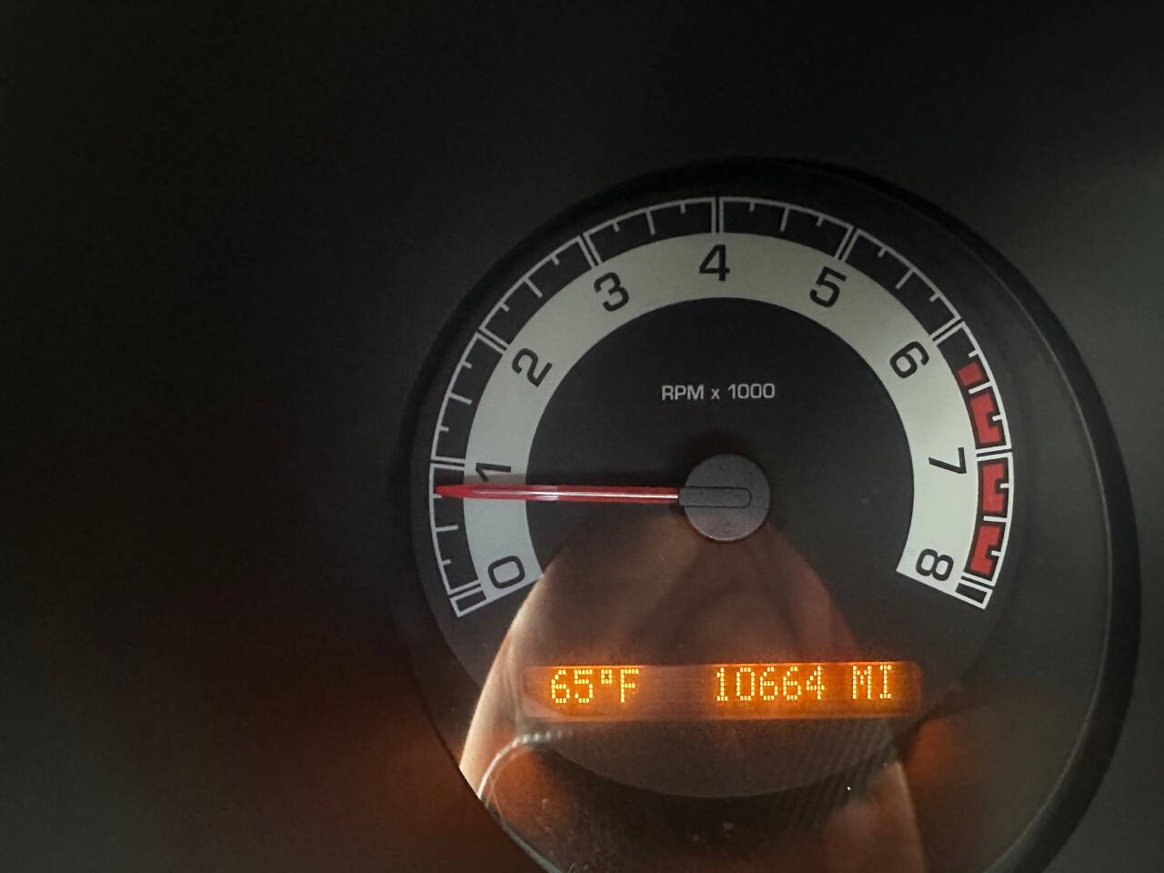 2008 Saturn SKY 36