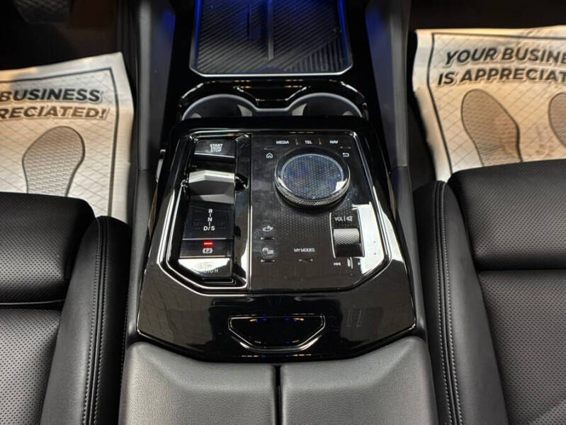 2025 BMW 5 Series 530i xDrive