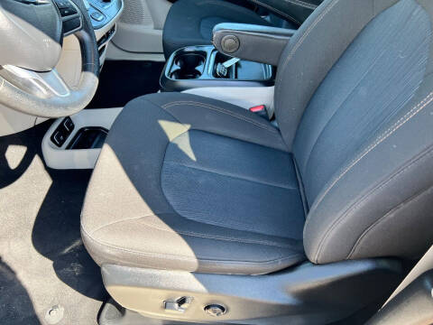 2020 Chrysler Pacifica Touring