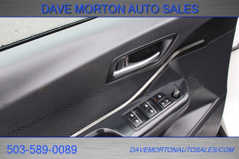 2018 Toyota C-HR XLE Premium