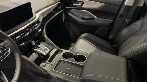 2025 Acura MDX w/Tech