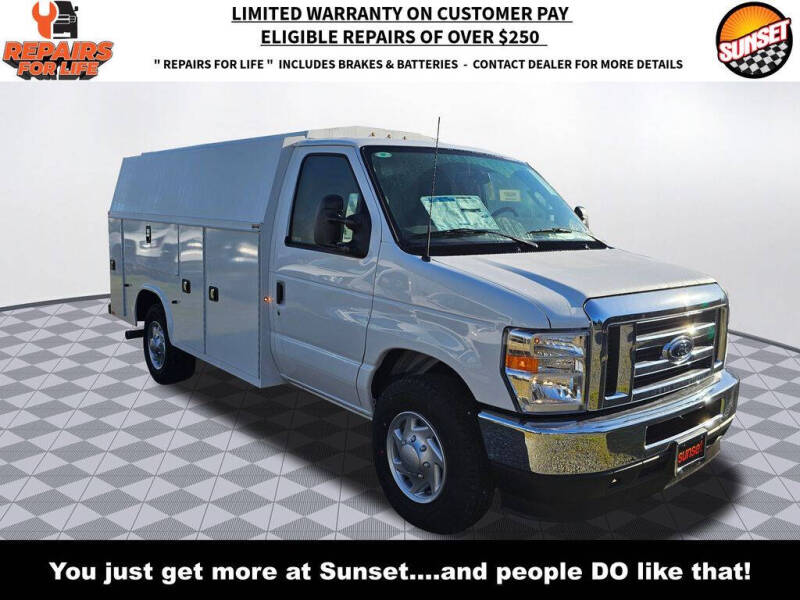 2025 Ford E-Series
