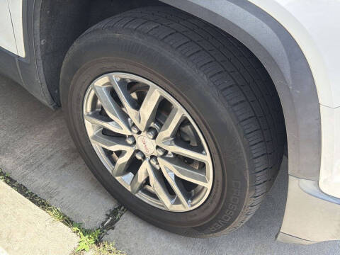 2017 GMC Acadia SLT-1