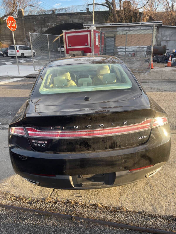 2014 Lincoln MKZ Hybrid
