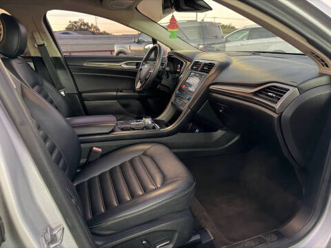 2019 Ford Fusion SEL