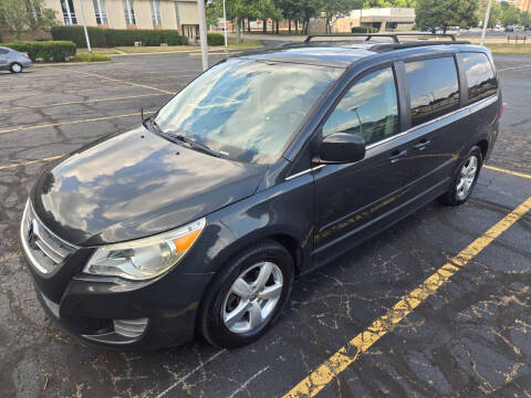2011 Volkswagen Routan SEL