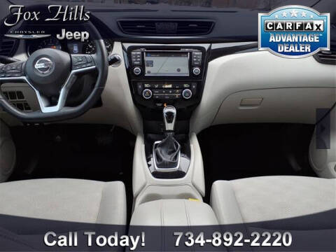 2017 Nissan Rogue Sport SV