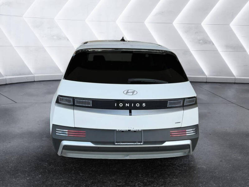 2026 Hyundai Ioniq 5 SE