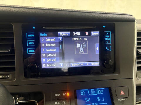 2016 Toyota Sienna XLE 7-Passenger