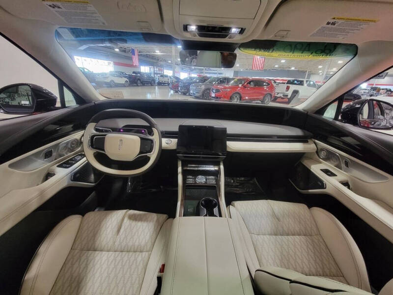 2024 Lincoln Nautilus Black Label