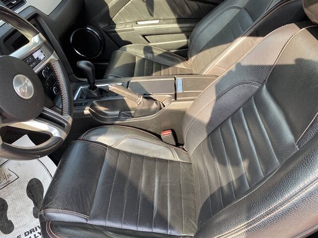 2012 Ford Mustang V6 Premium