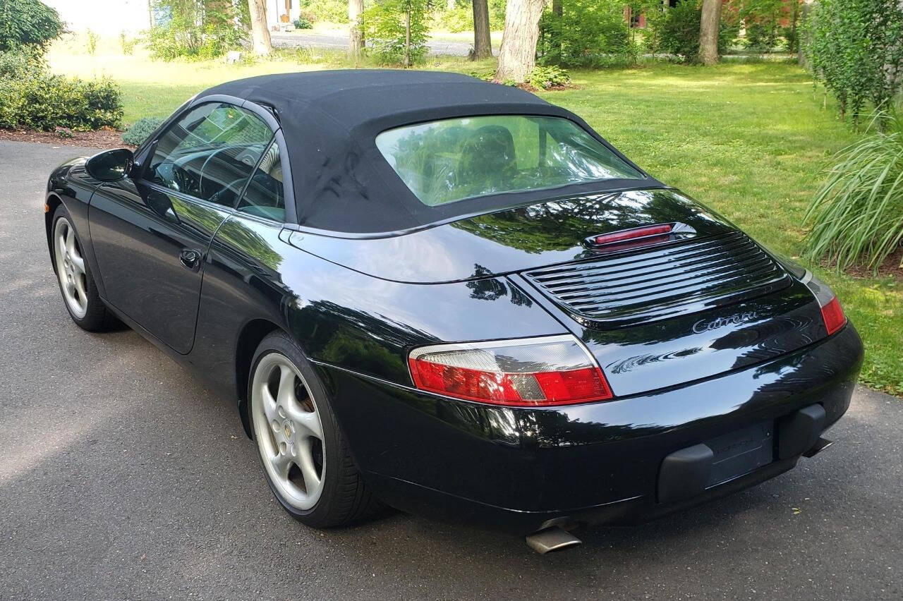 2001 Porsche 911 2