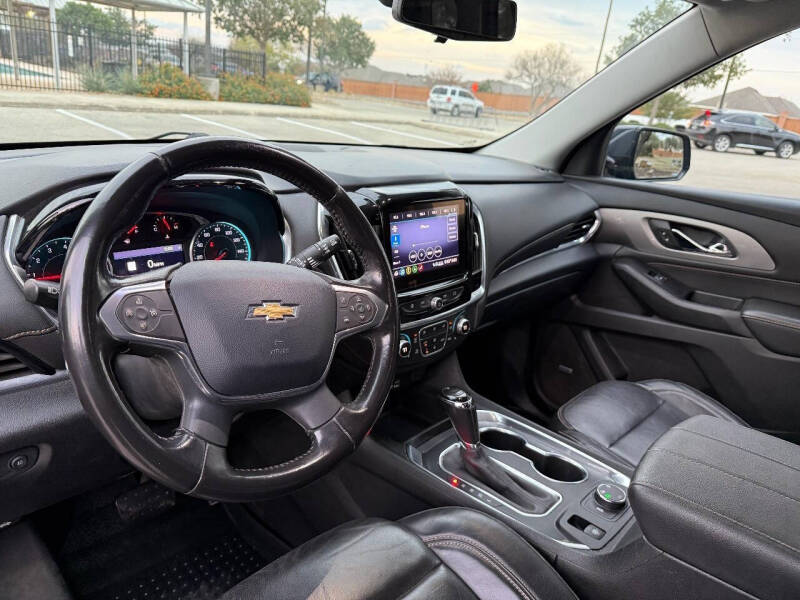 2020 Chevrolet Traverse LT Leather