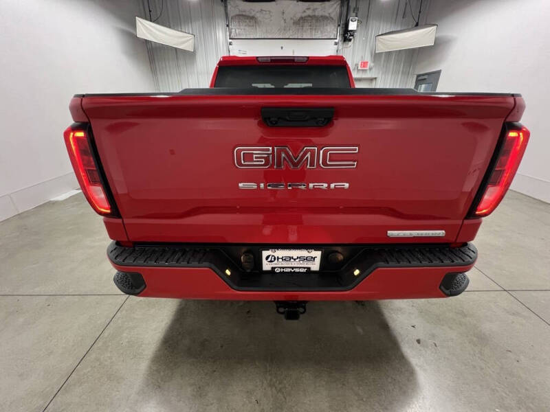 2026 GMC Sierra 1500 Elevation Standard