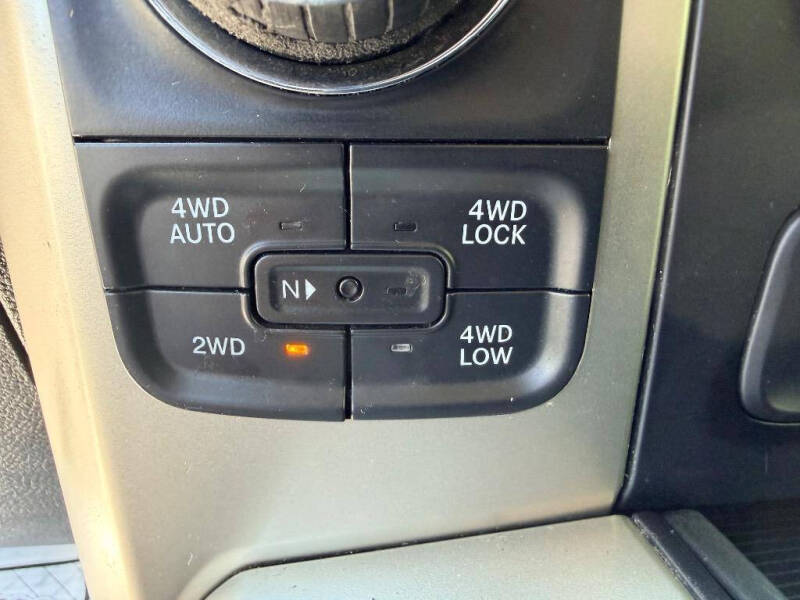2015 RAM 1500 SLT