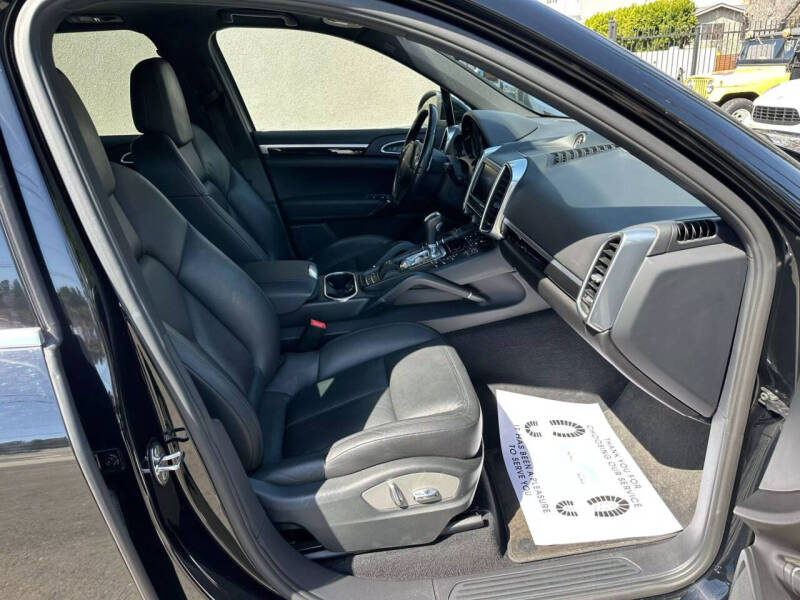 2012 Porsche Cayenne Tiptronic