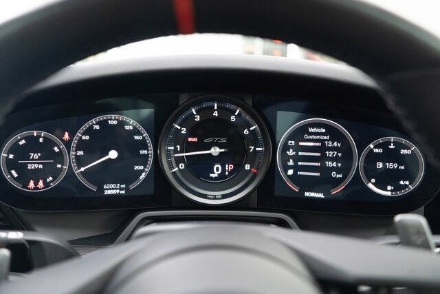 2022 Porsche 911 Carrera 4 GTS