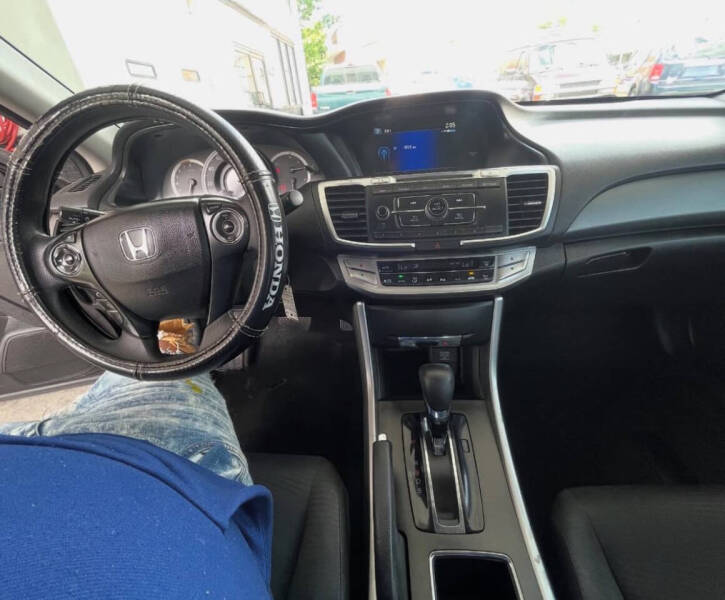Image 9 of 2015 Honda Accord LX