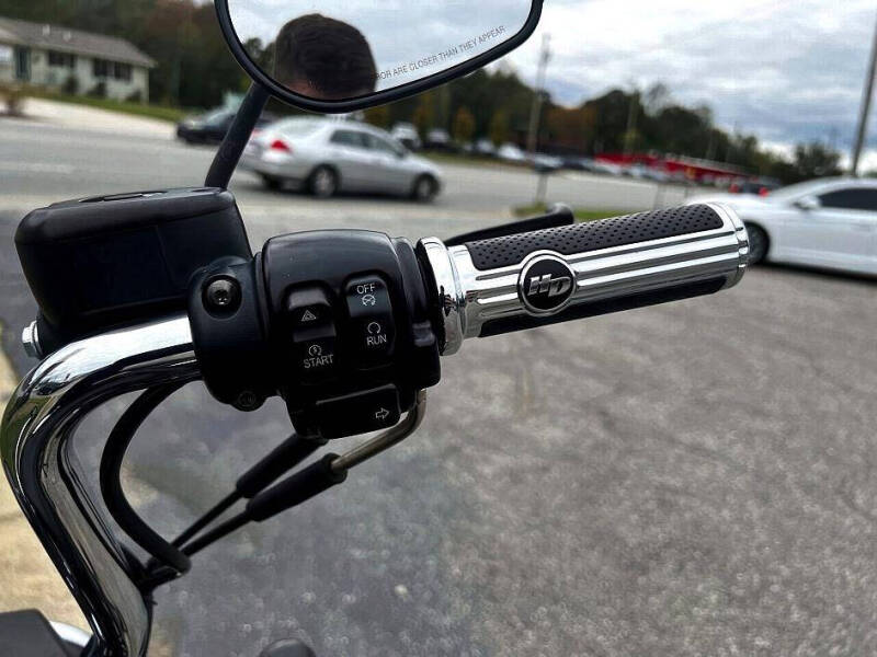 2015 Harley-Davidson XL883N