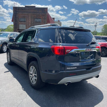 2018 GMC Acadia SLE-2