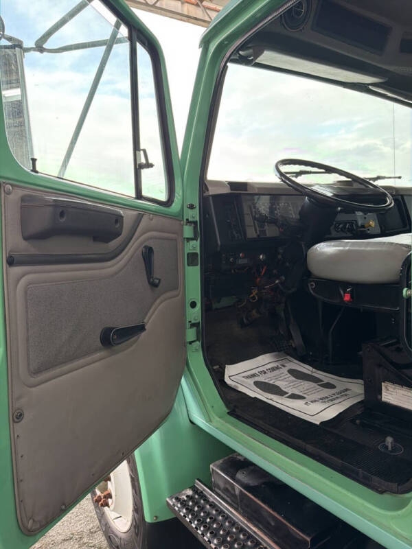 2002 International 4900