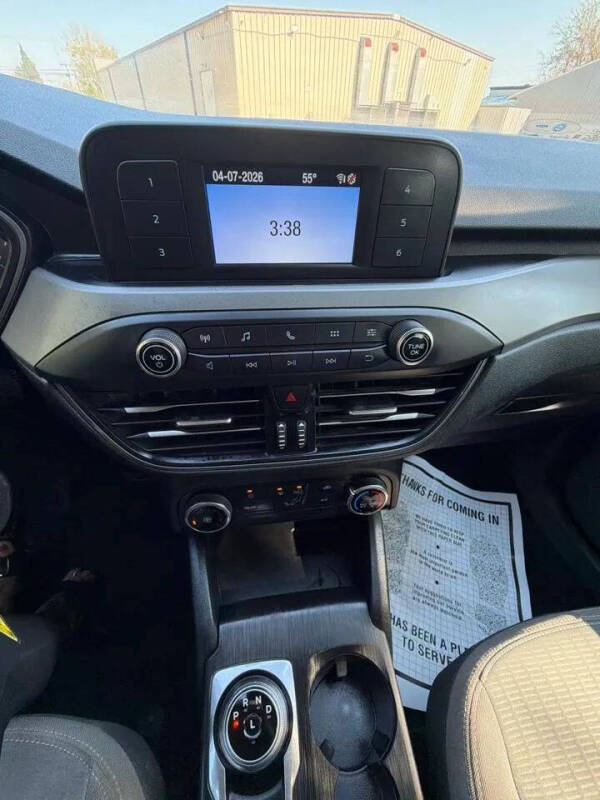 2020 Ford Escape S