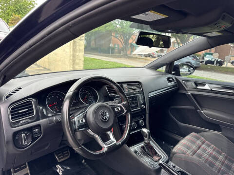 2017 Volkswagen Golf GTI S