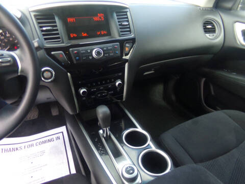 2015 Nissan Pathfinder S