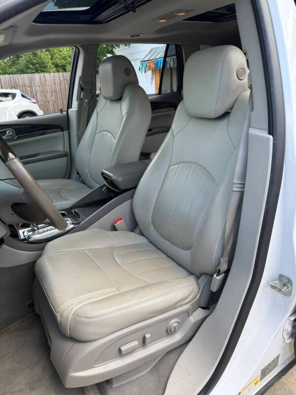 2017 Buick Enclave Leather