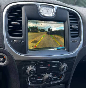 2018 Chrysler 300 Touring