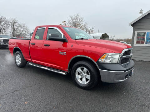 2013 RAM 1500 for sale at GILBERT MOTORS USA LLC in Union Gap WA