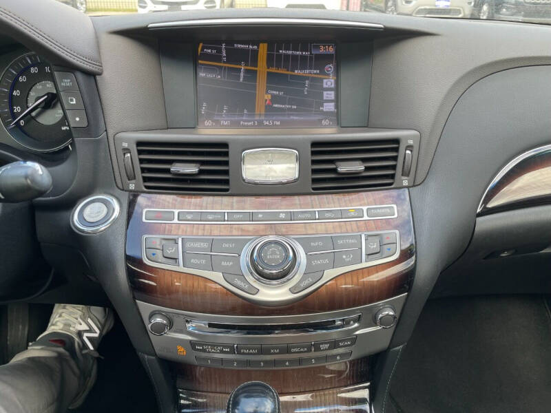 2015 Infiniti Q70L 3.7