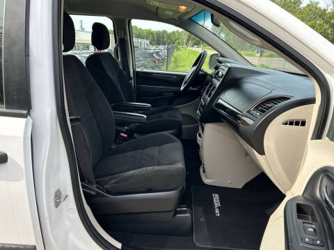 2016 Dodge Grand Caravan American Value Package