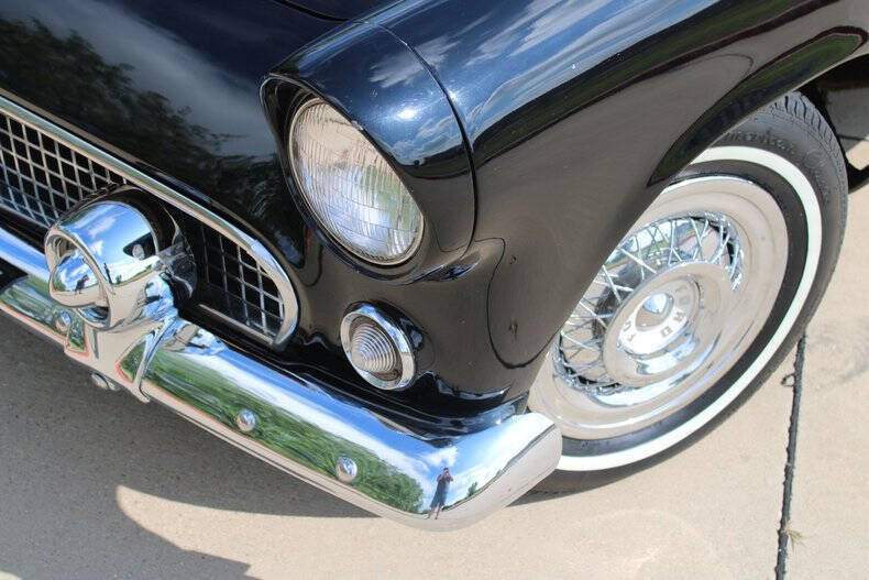 1956 Ford Thunderbird