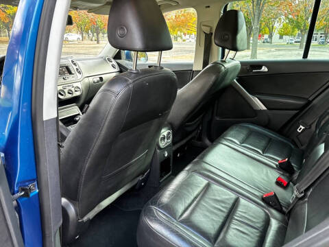 2010 Volkswagen Tiguan S 4Motion