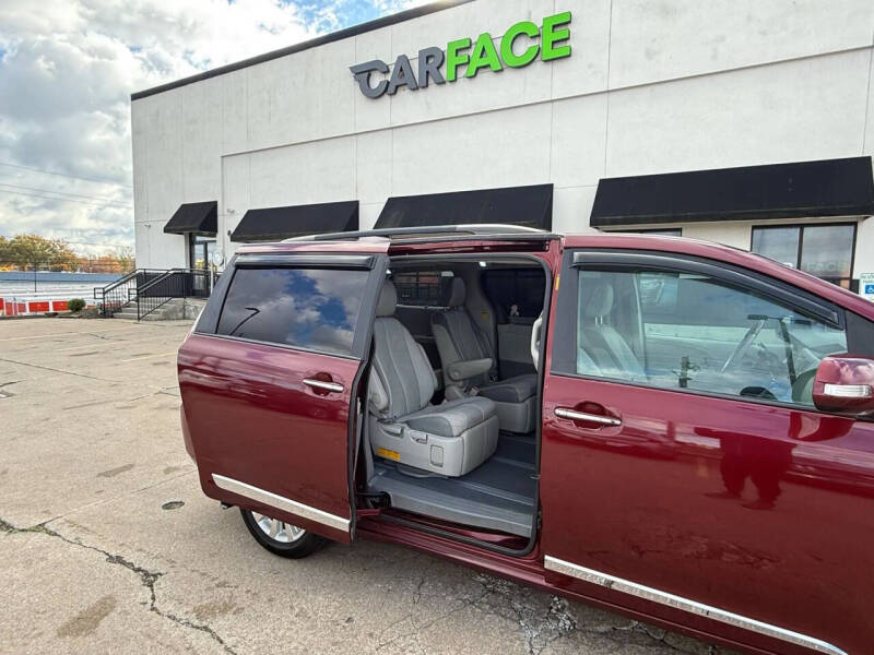 2013 Toyota Sienna Limited 7-Passenger