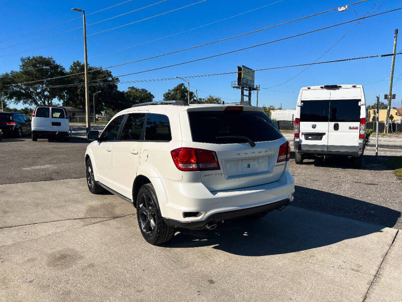 2017 Dodge Journey Crossroad