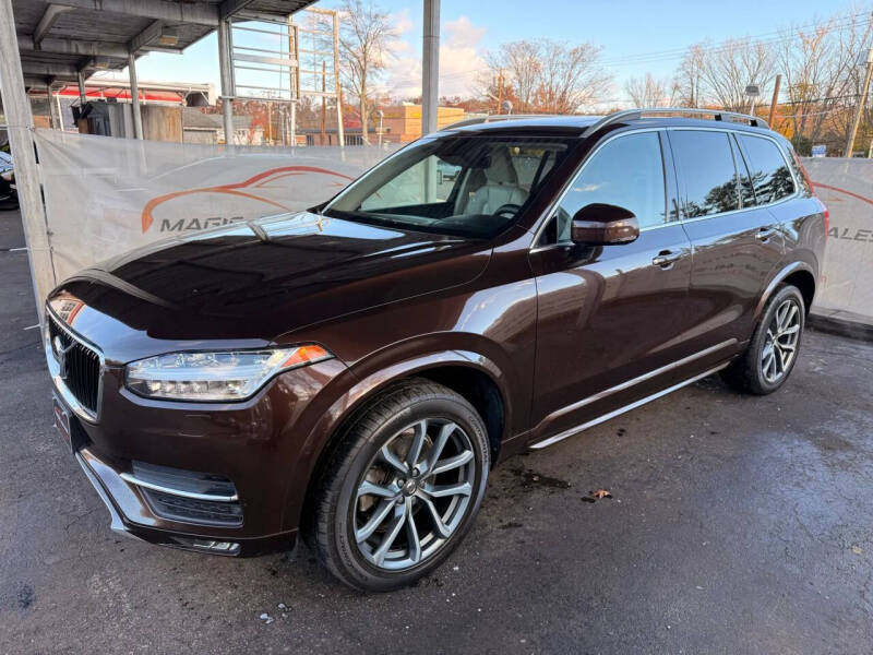 2018 Volvo XC90 T6 Momentum