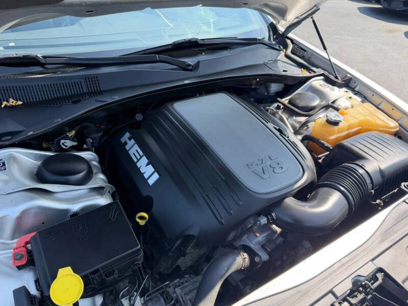 2011 Chrysler 300 C