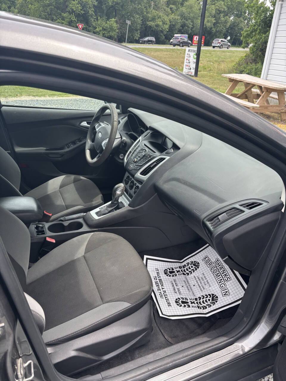 Gray 2013 Ford Focus SE SE 4dr Sedan 4