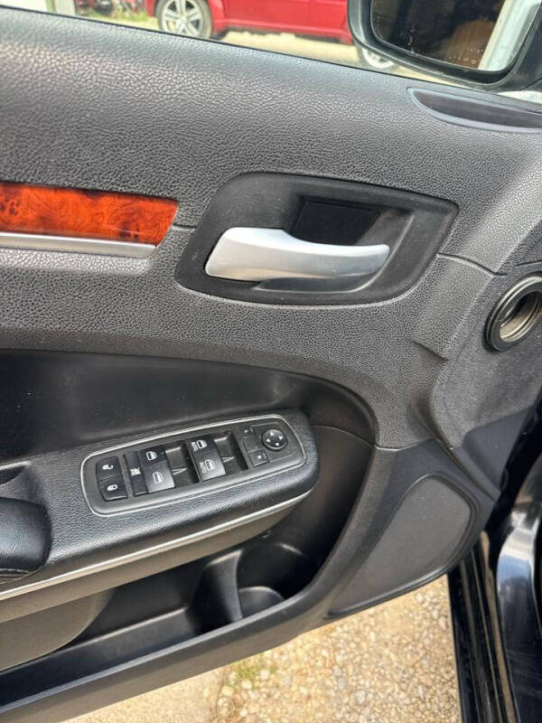 2013 Chrysler 300