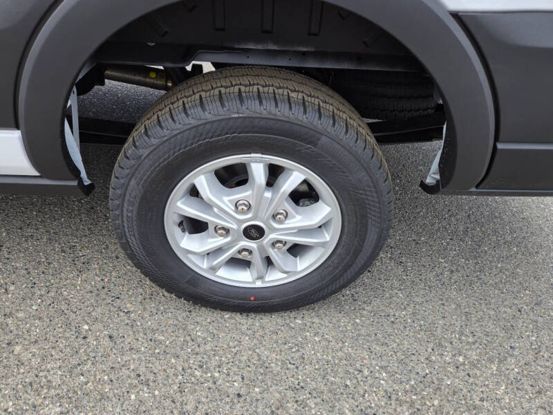 2025 Ford Transit 250