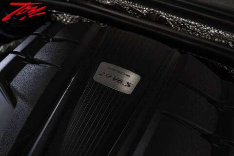 2022 Porsche Macan S