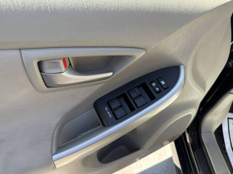 2014 Toyota Prius Two