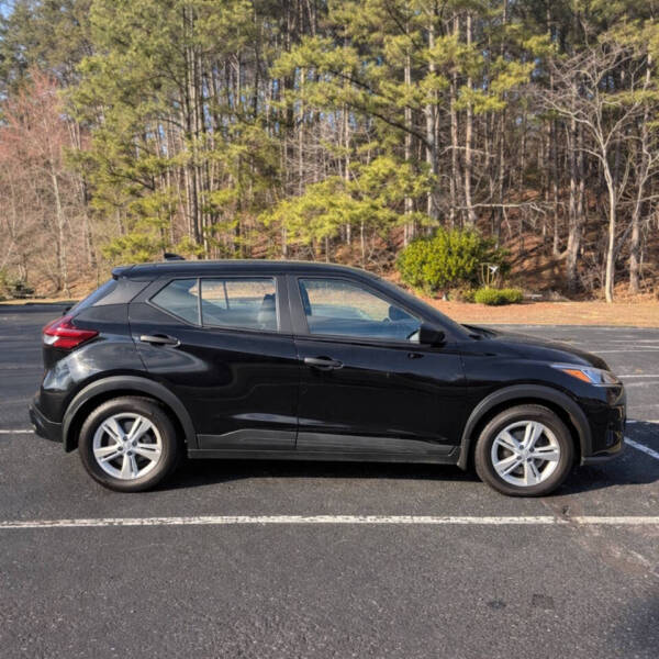 2022 Nissan Kicks S