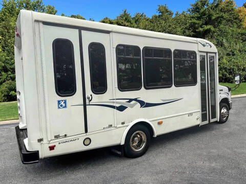 2016 Ford E-Series E-350 SD