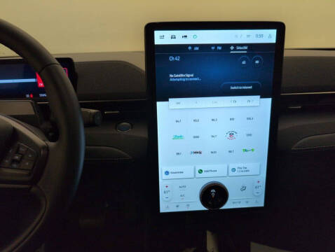 2025 Ford Mustang Mach-E Select